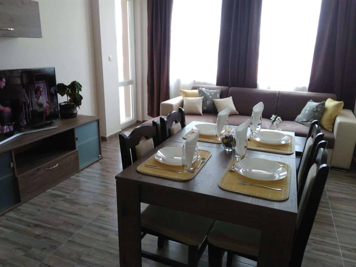 Nev Apart New Velingrad Bagian luar foto