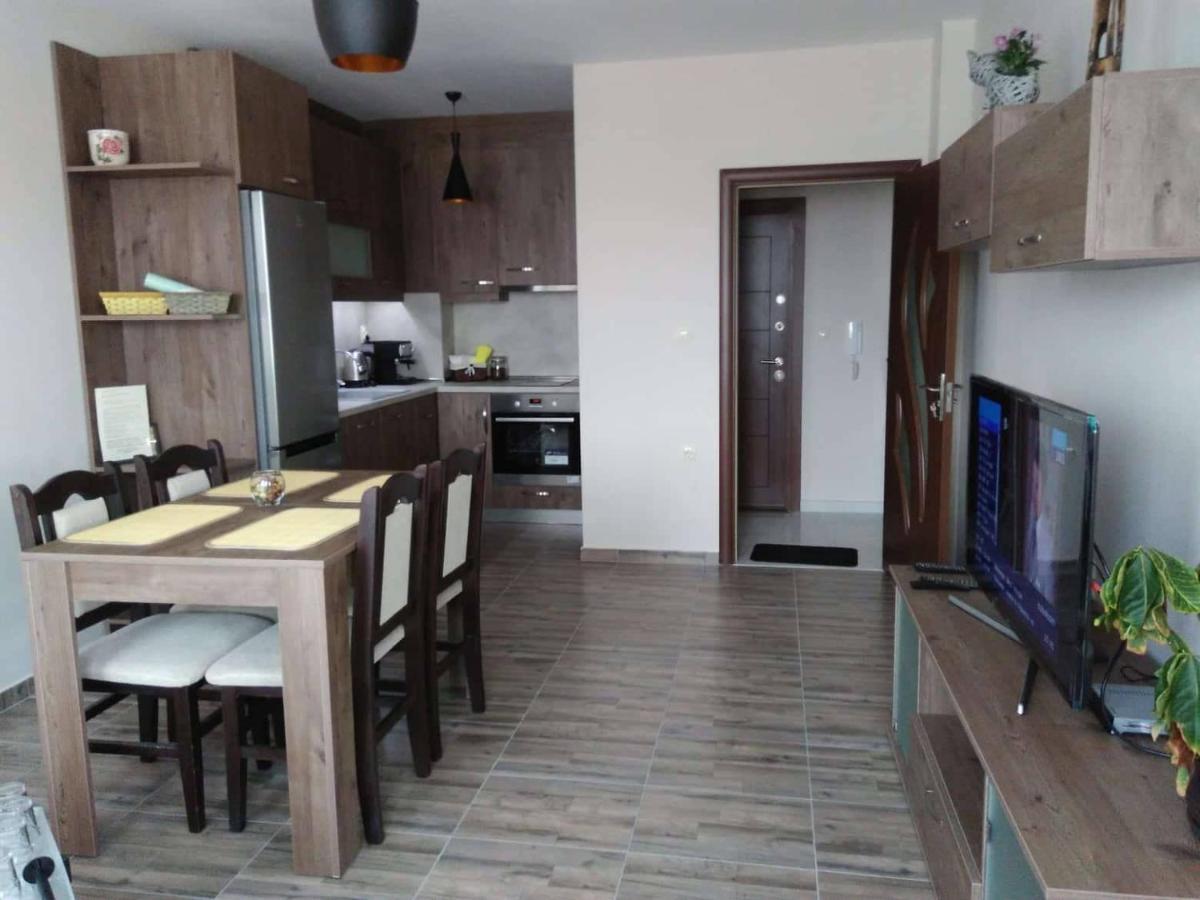 Nev Apart New Velingrad Bagian luar foto